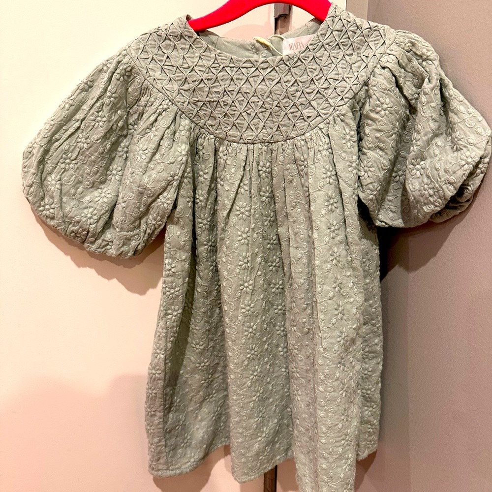 Gorgeous Zara spring cotton dress with intricate details and embroidery (new)